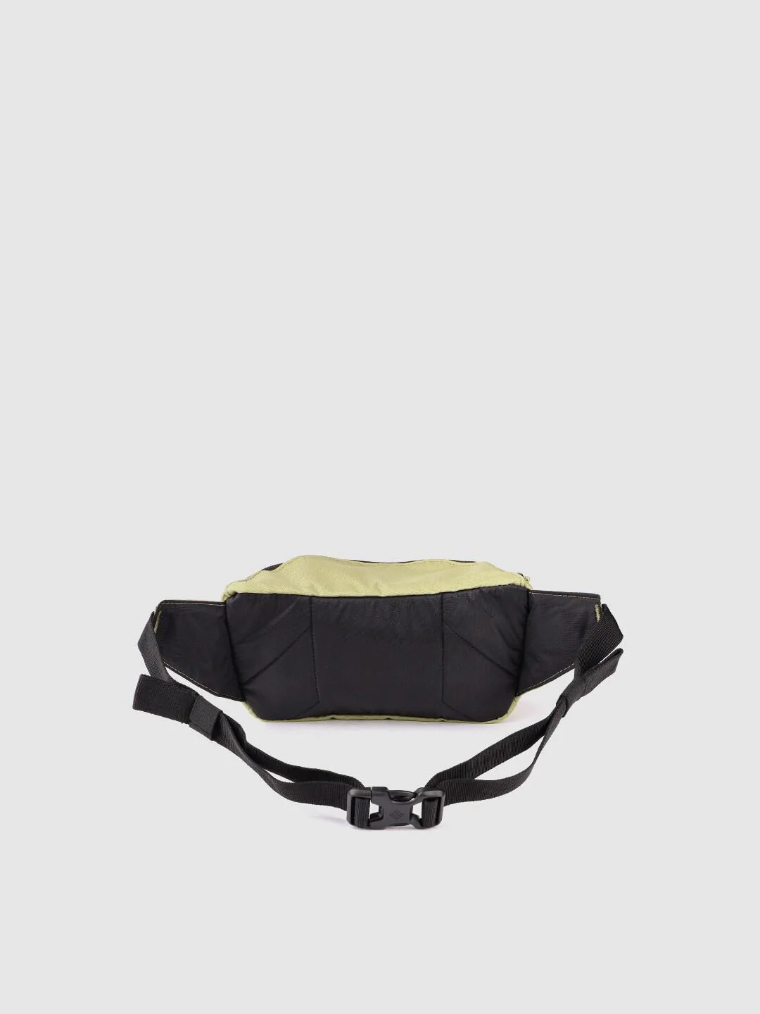 Columbia Unisex Green Zigzag Hip Pack - Image 3